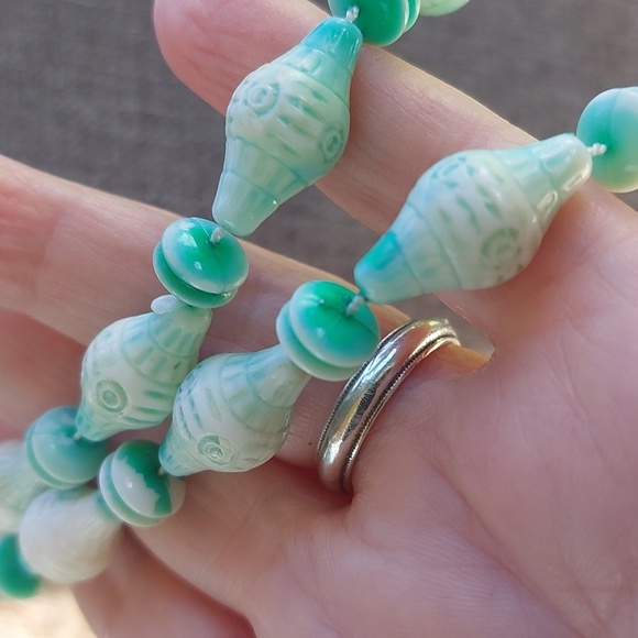 Vintage Mint Green 48" Long Plastic Bead Necklace - Picture 4 of 4